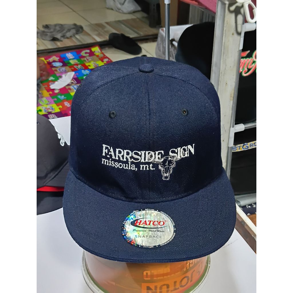 Topi Snapback HATCO Navy Berlogo Banteng