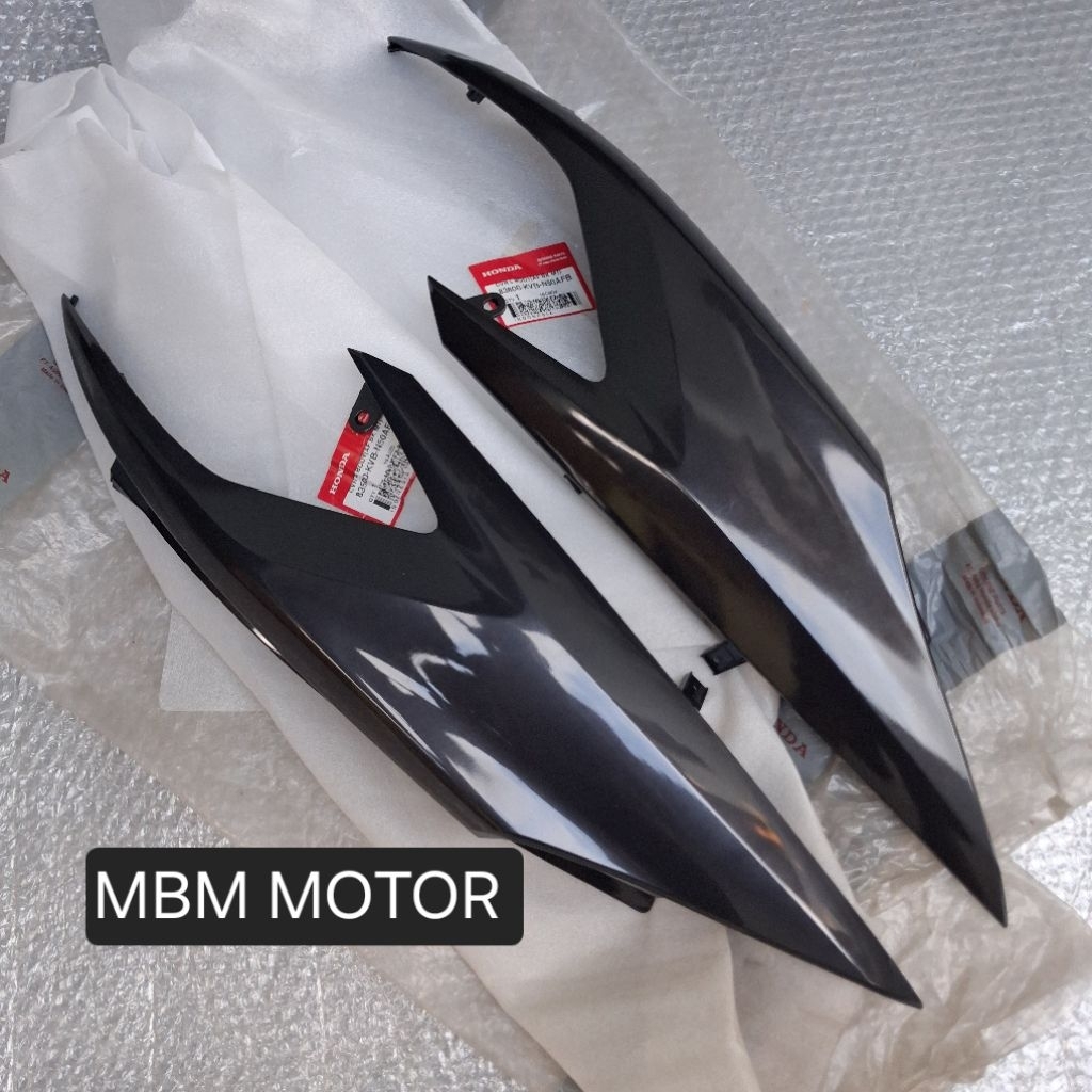 COVER BODI BODY BELAKANG KANAN KIRI HONDA VARIO 110 TECHNO CBS ABU ABU GREY ORI AHM 83600-KVB-N50AFB