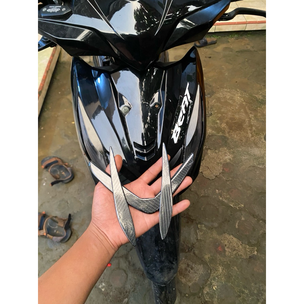 SATU SET GARNISH LAMPU DEPAN DAN LAMPU SEIN BEAT FI