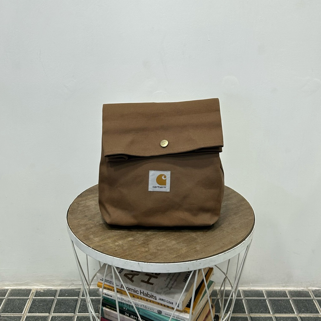 (SALE) CARHARTT WIP LUNCH BAG BROWN