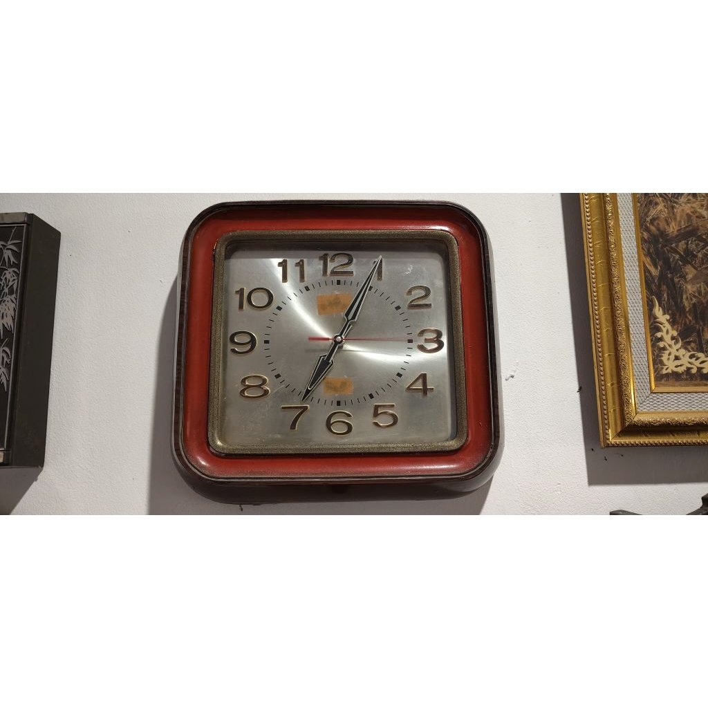 jam dinding jadul klasik