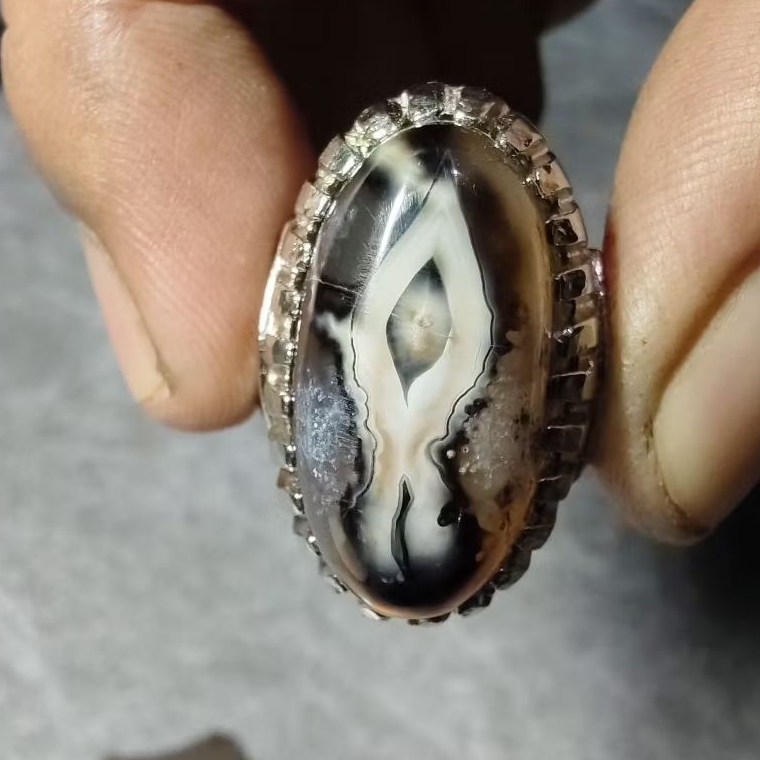 Mata t0mbak sulaiman