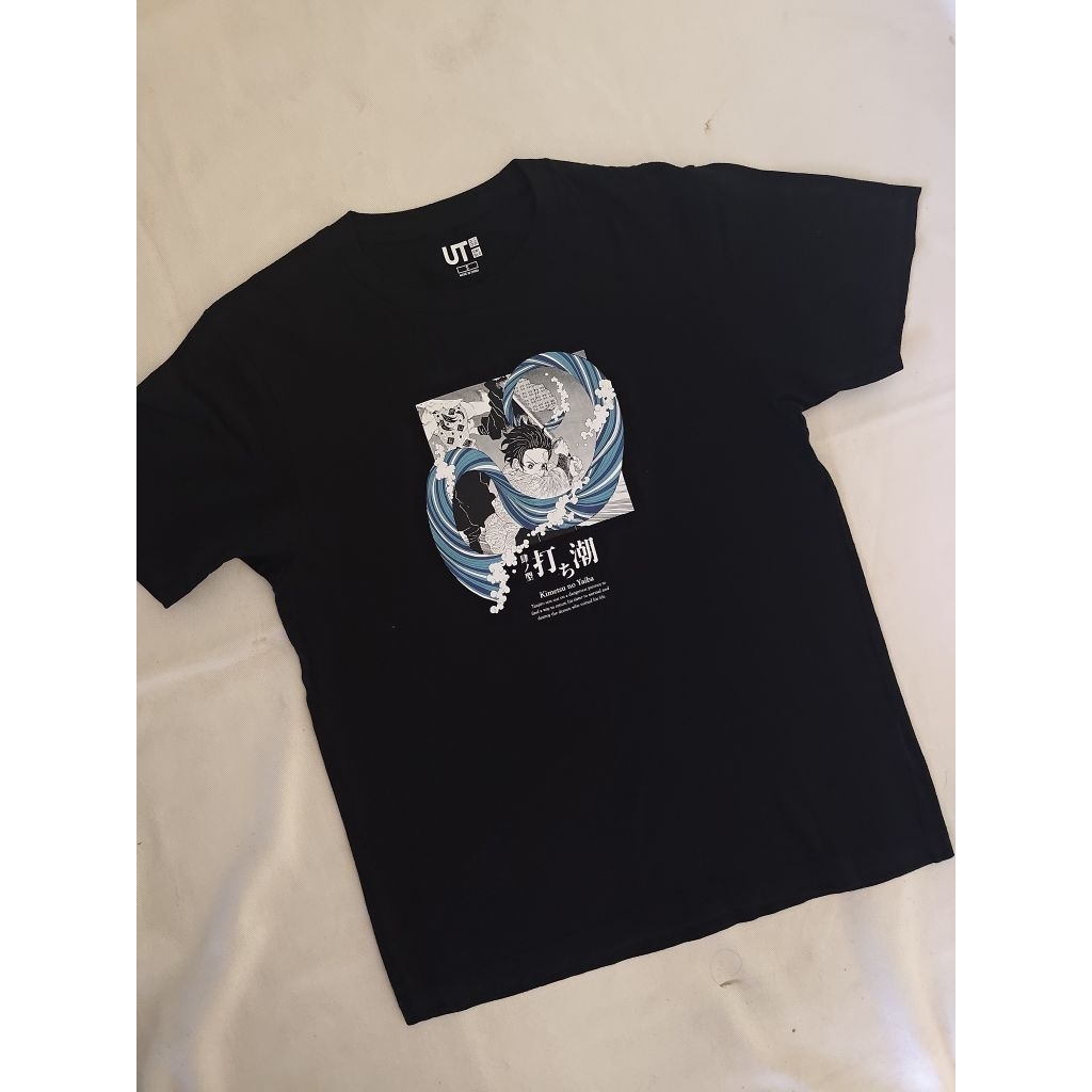 Baju Kaos Uniqlo Colab Anime Kimetsu no Yaiba Tanjiro