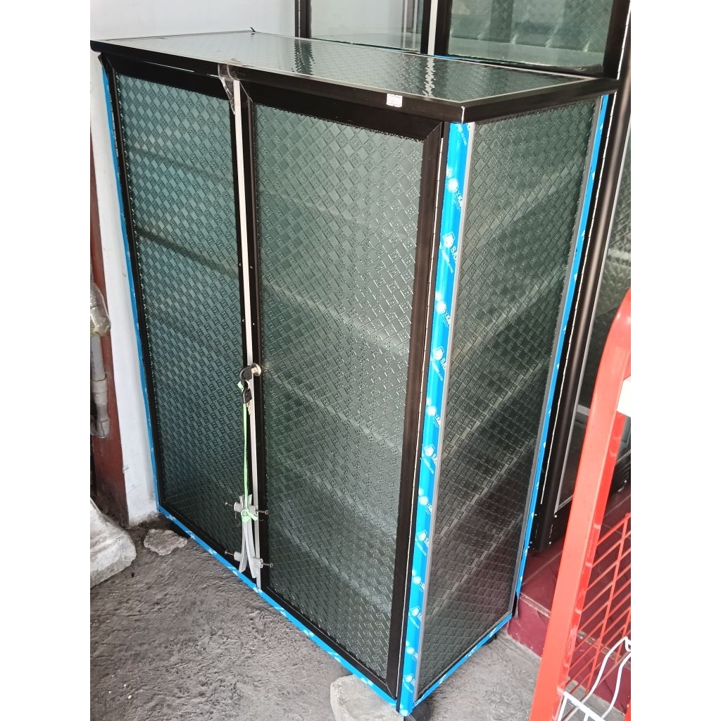 rak sepatu stainless kaca