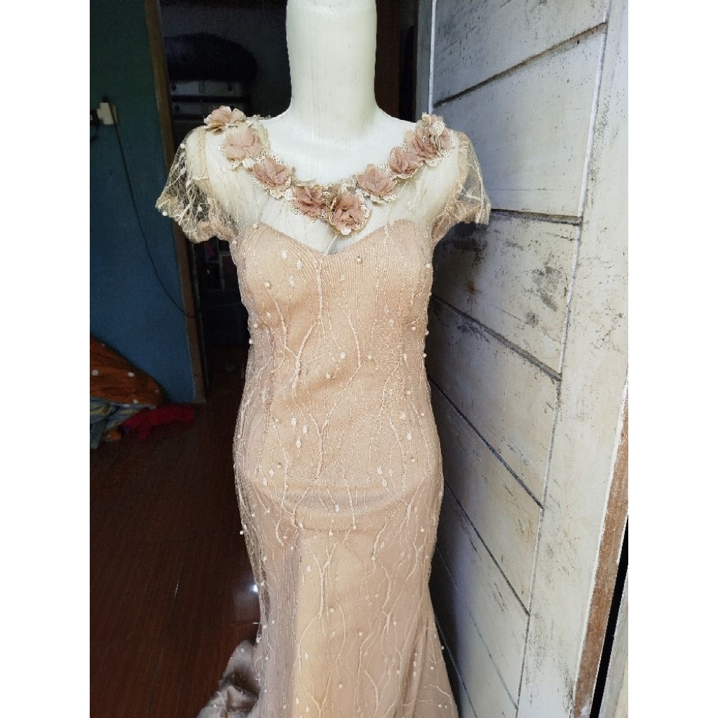 Dress Preloved Gaun Nyanyi/Pesta