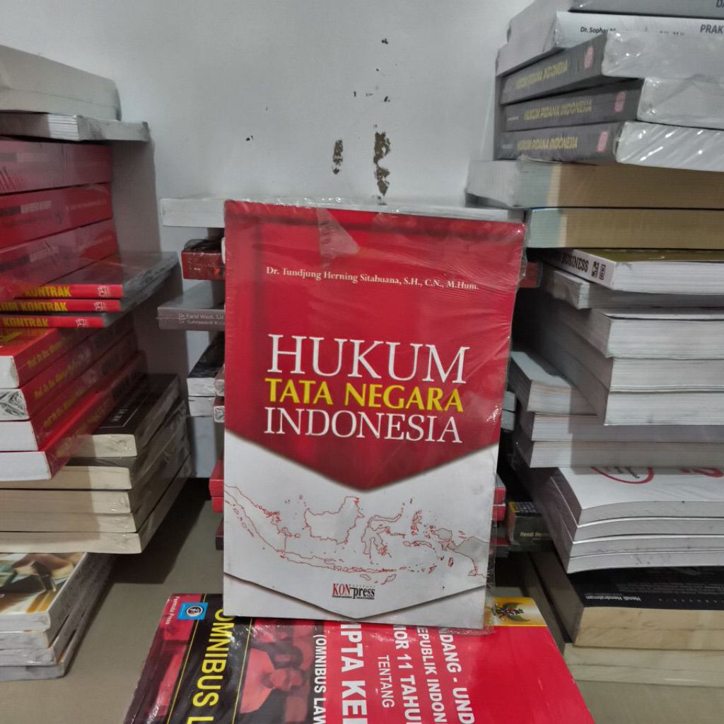 Original Buku Hukum Tata Negara Indonesia