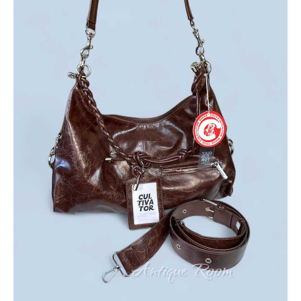 SALE CULTIVATOR MEDIUM BROWN SLING SHOULDER BAG MEWAH NEW