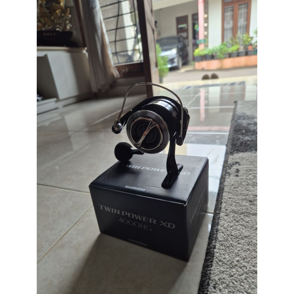 Shimano Twin power 2025 XD4000Hg