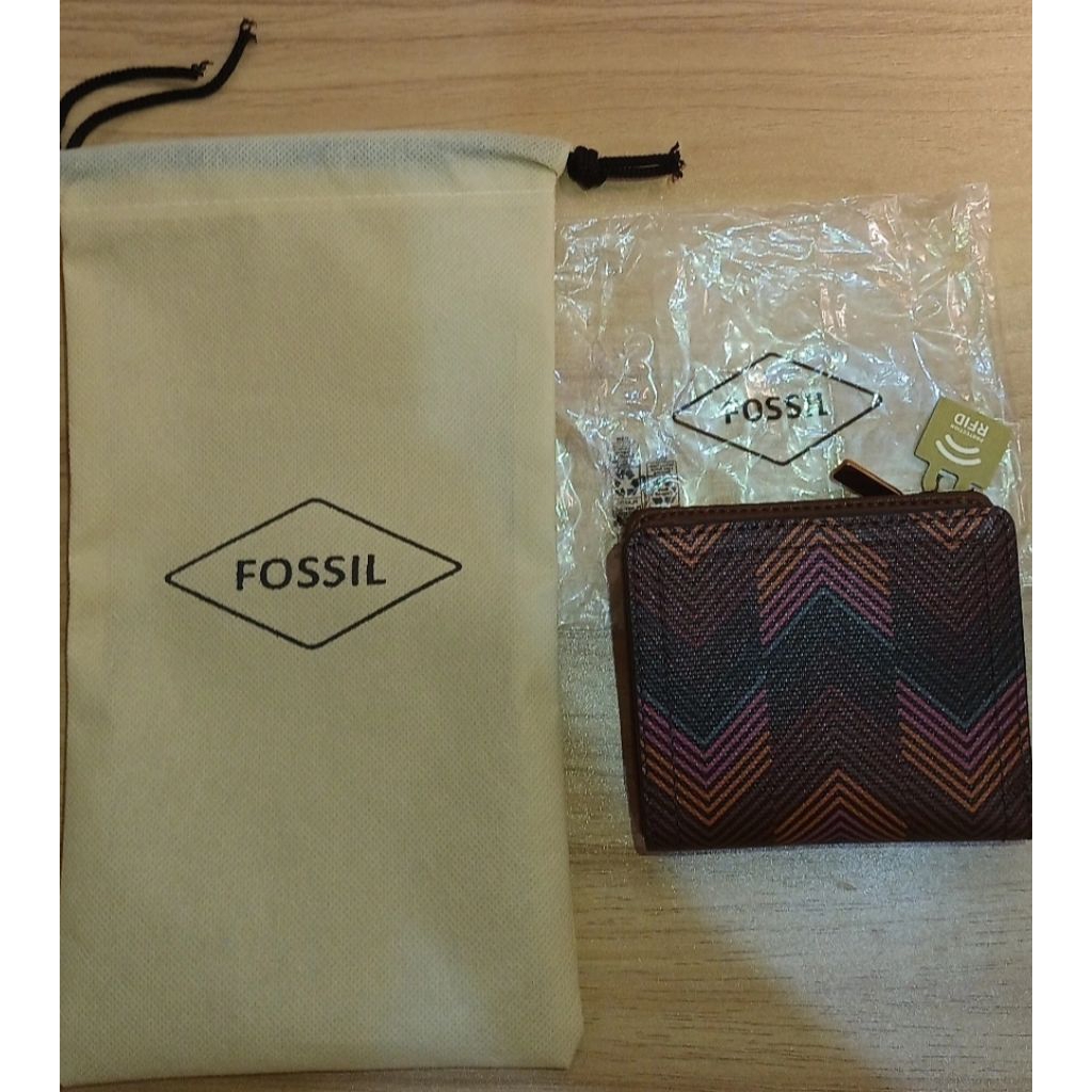 Preloved Fossil wallet