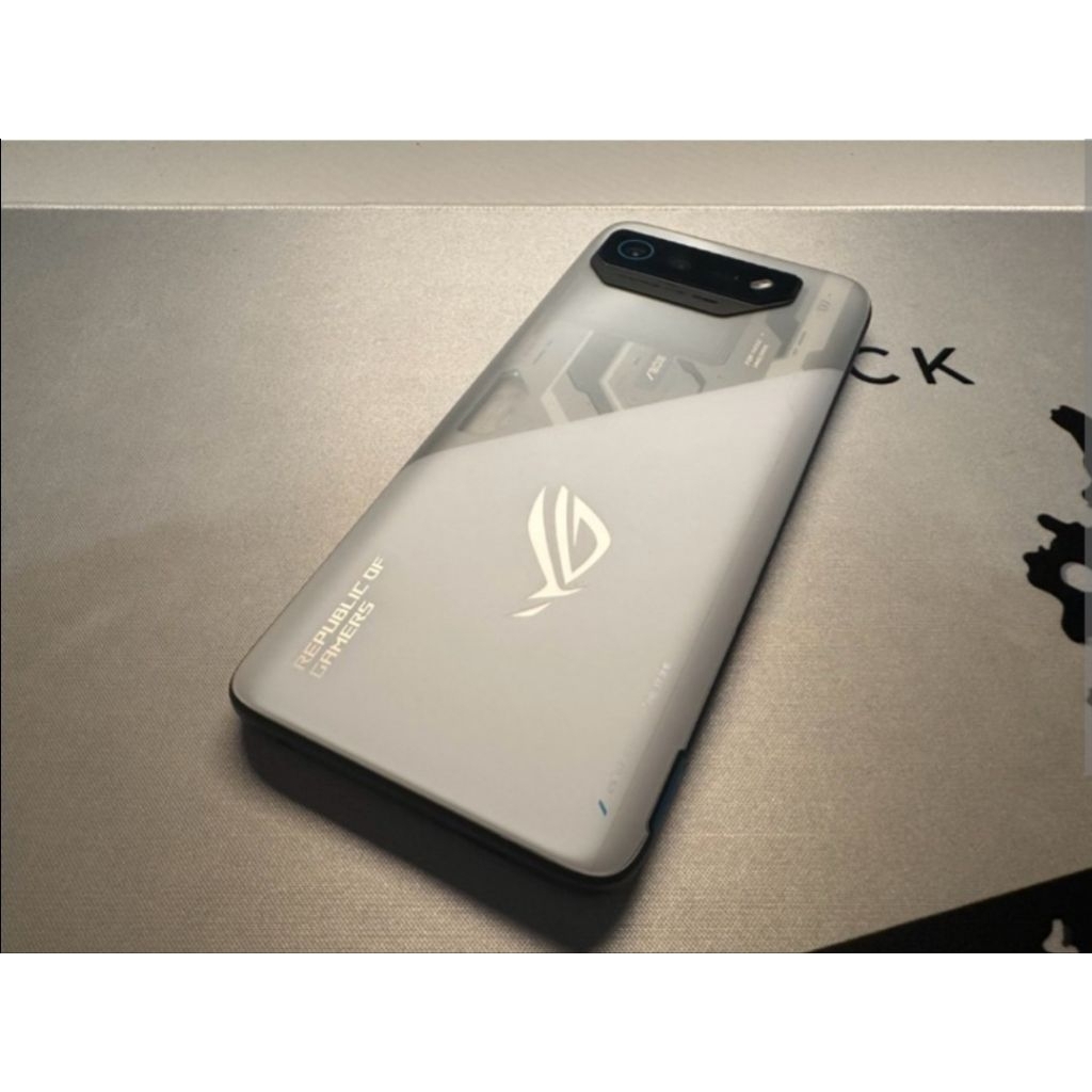 ASUS ROG Phone 7 8GB / 256GB Second