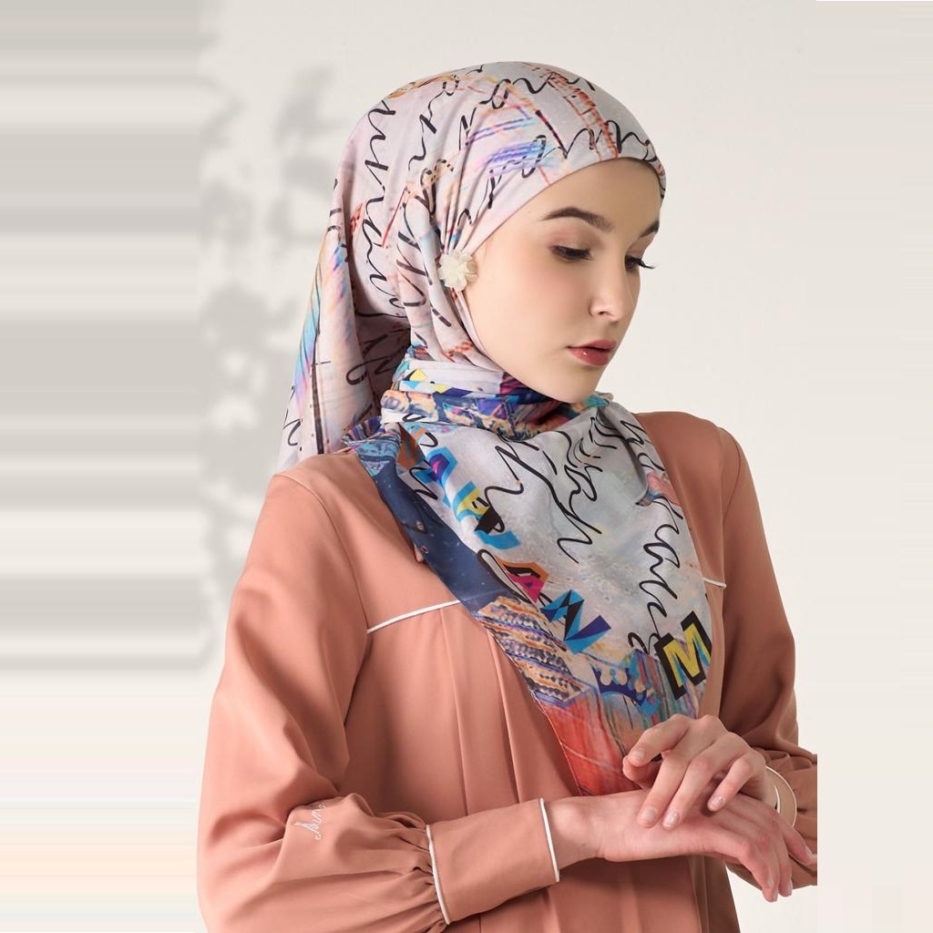 Spectrum White Scarf Mandjha Ivan Gunawan Muslim Wanita Hijab Segi Empat Voal Premium Original