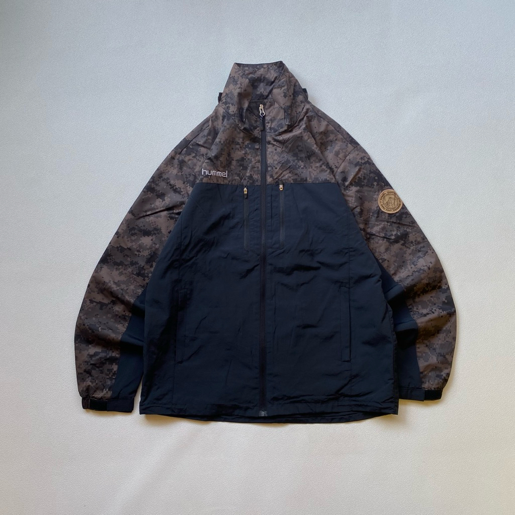 jaket windbreaker hummel