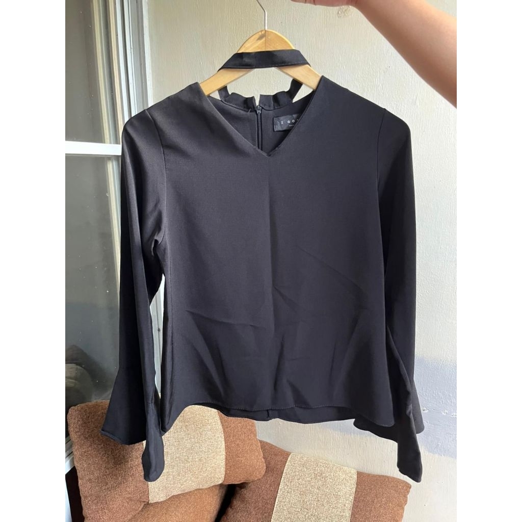 PrelOved Blouse Hitam I Got C
