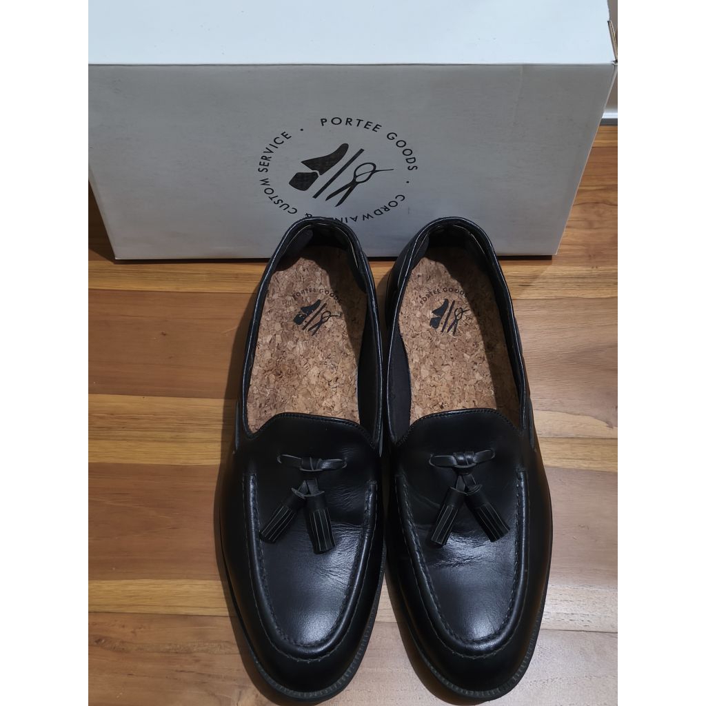 portee goods, preloved  size 42