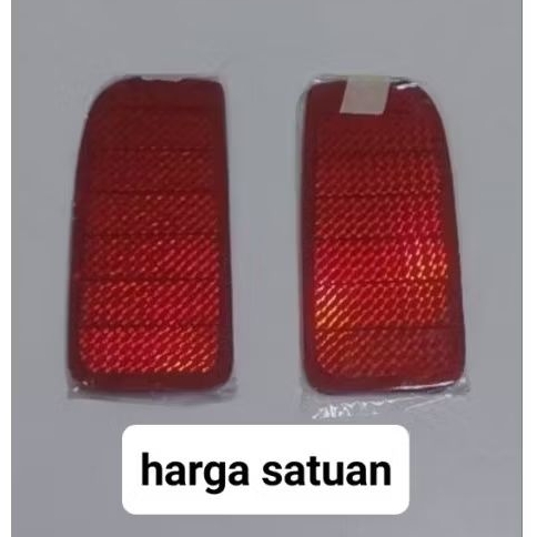 Reflektor Mata Kucing Bumper Belakang Toyota Yaris 2012 2013