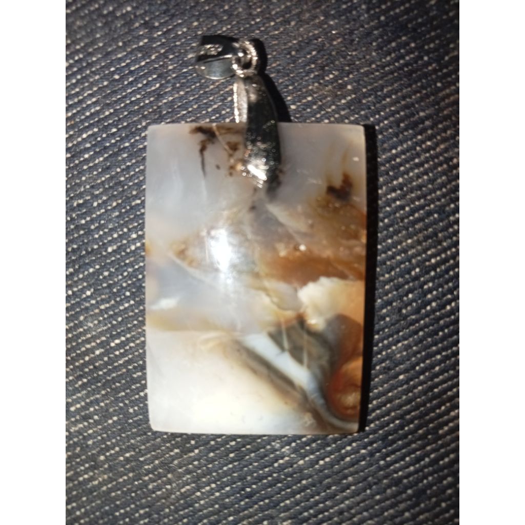 Natural Batu liontin