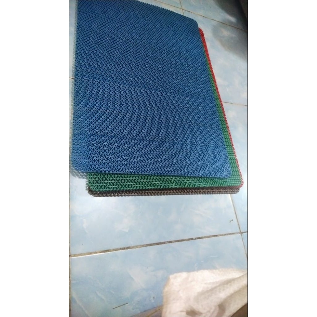 Alas kaki,keset kaki karet lobang,alas kaki kamar mandi