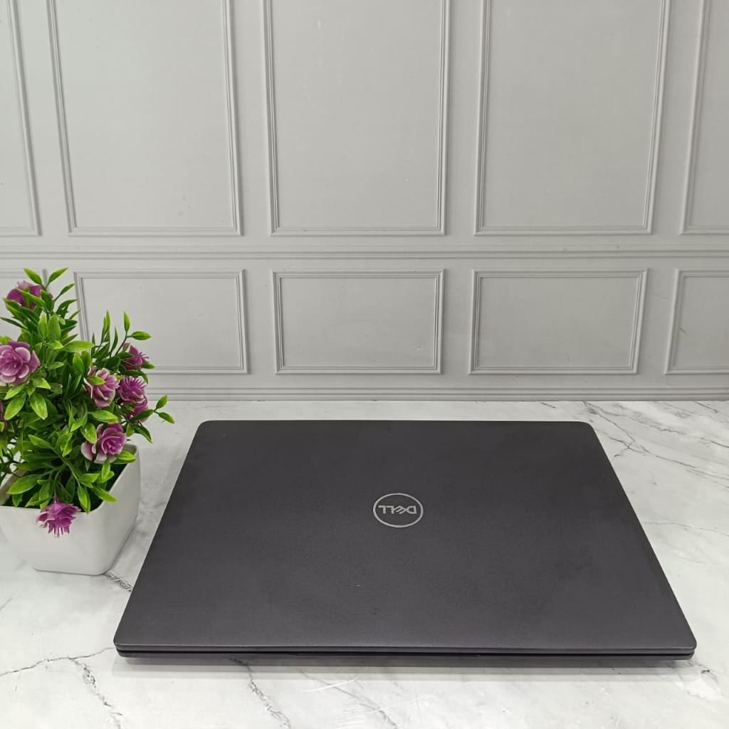 Laptop Dell Latitude  3410 Corei7 Gen 10510U Procecor 1.8Ghz /Ram 16GB/512GB