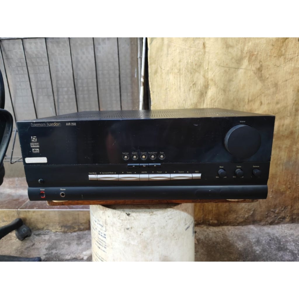 amplifier Harman Kardon AVR 2550