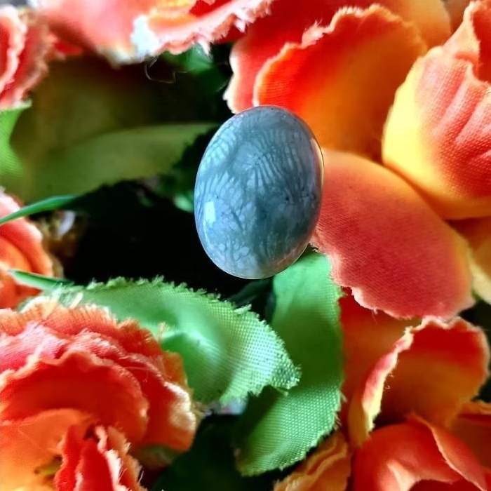 cincin batu motif lipan hijau kristal