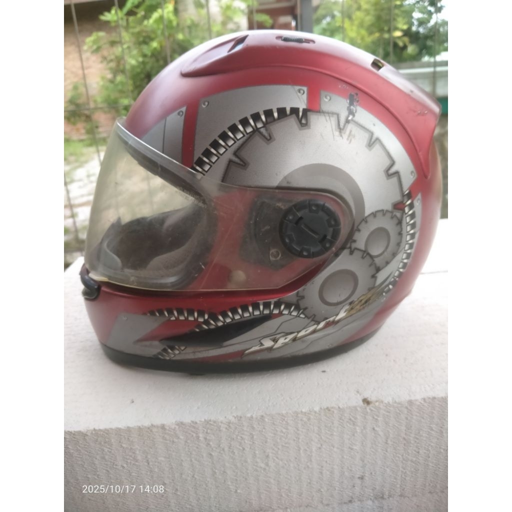 helm Yamaha bekas
