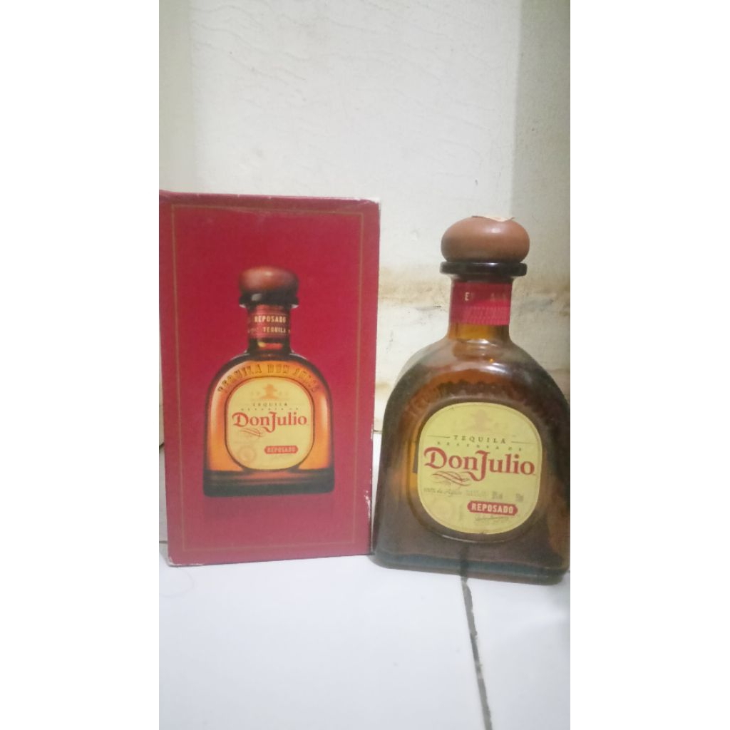 Jual Botol Bekas Don Julio Reposado Tequila - 700 ml ( LENGKAP DENGAN BOX )