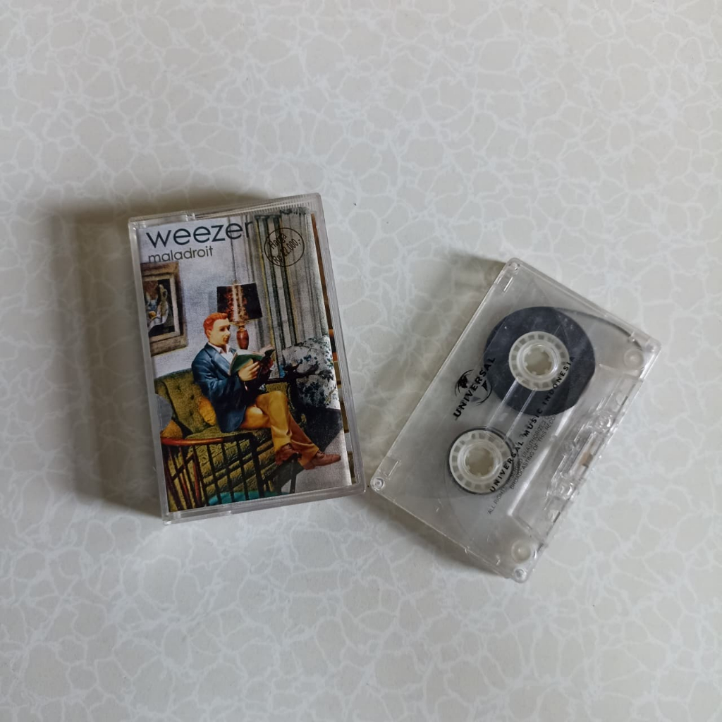 Kaset Pita Weezer Maladroit Original Mulus