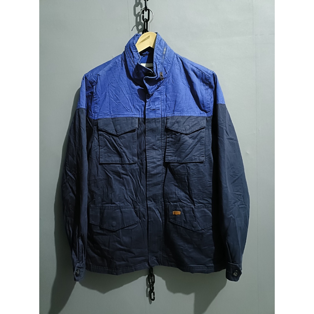 [JKLVS-001] Jaket outdoor pocket LEVIS original preloved