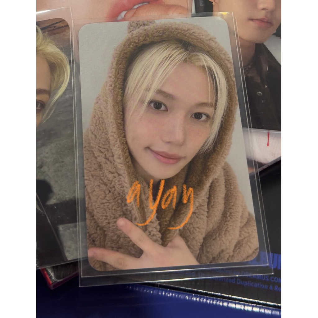 OFFICIAL POB FELIX KARMA PHOTOCARD PC