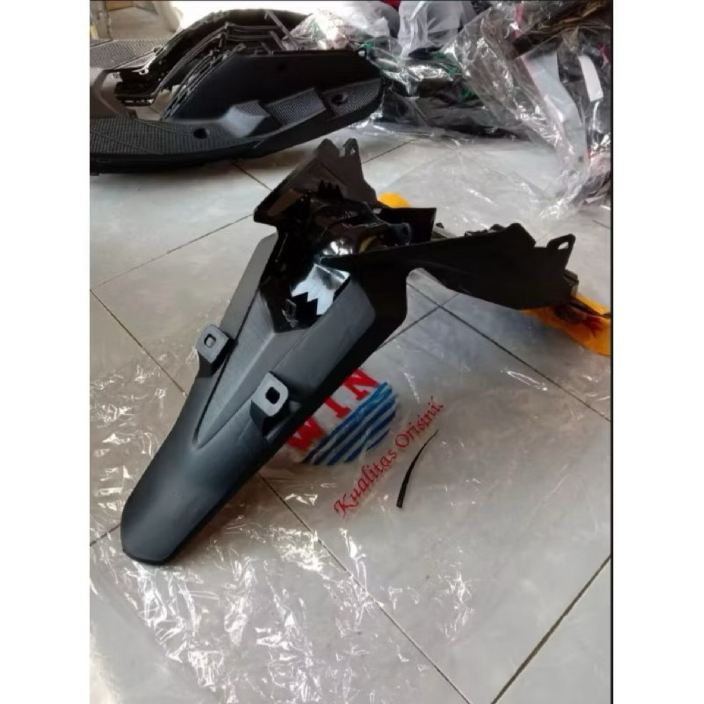 Spakbor Slebor Belakang Honda Vario 125 Injeksi 2012/2014