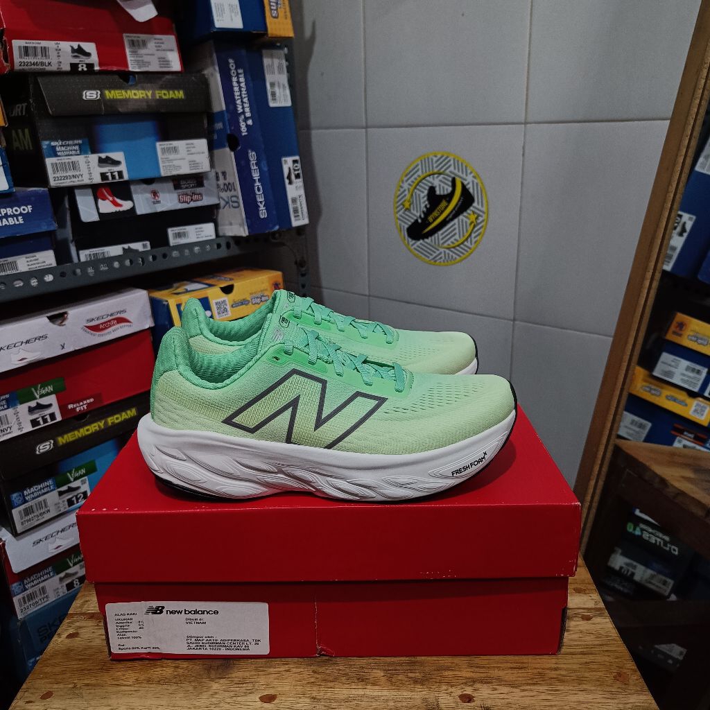 Sepatu Lari / Running Shoes Nb Fresh Foam X 1080 V14 Green Women's