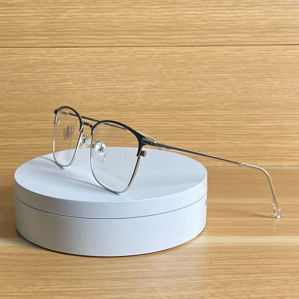 kacamata progresif wanita lensa crmc blueray photocromic dan blucromic
