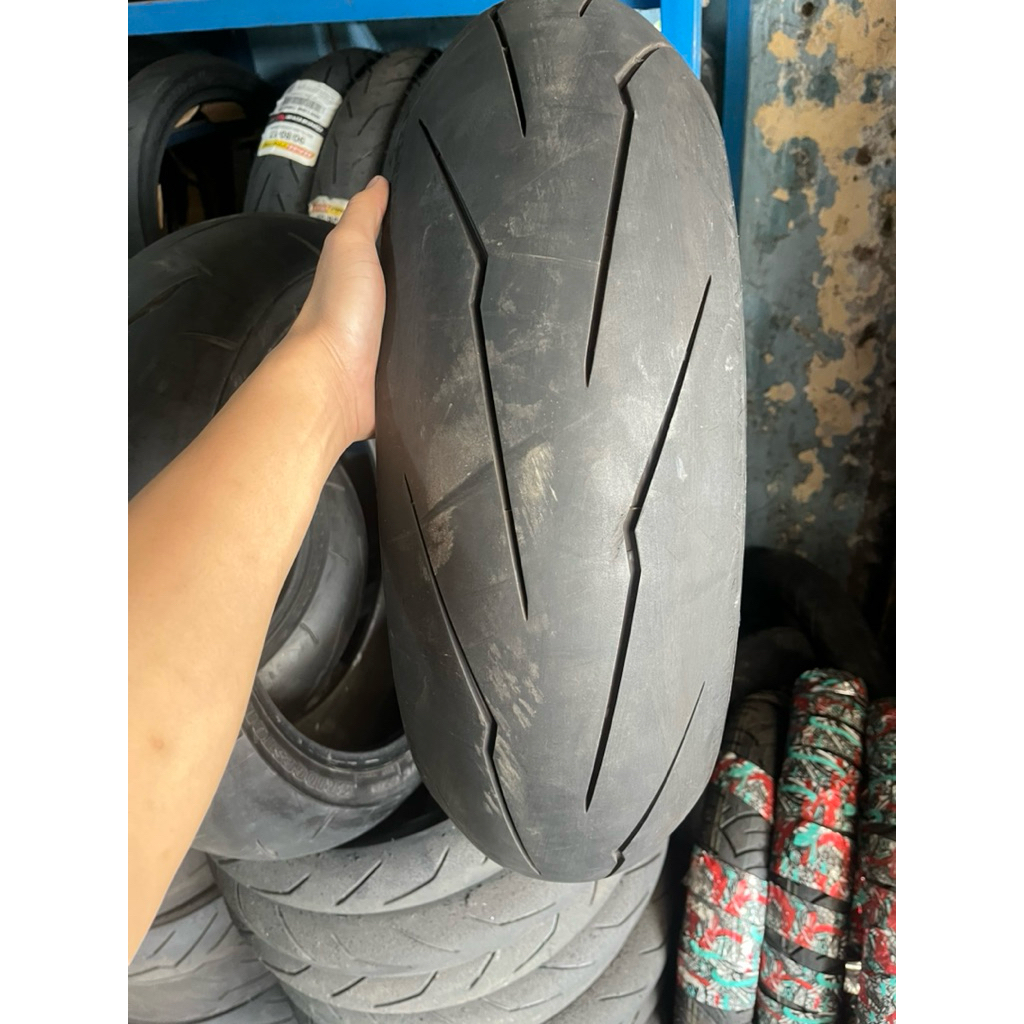 Ban motor Pirelli supercorsa 180/55-17 second v3