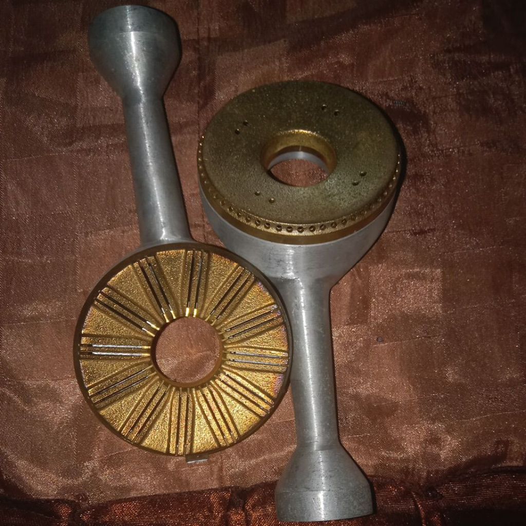 TUNGKU CEROBONG PLUS BURNER KOMPOR GAS DE'TJOKRO, RENJIRO, DAN TYOKU