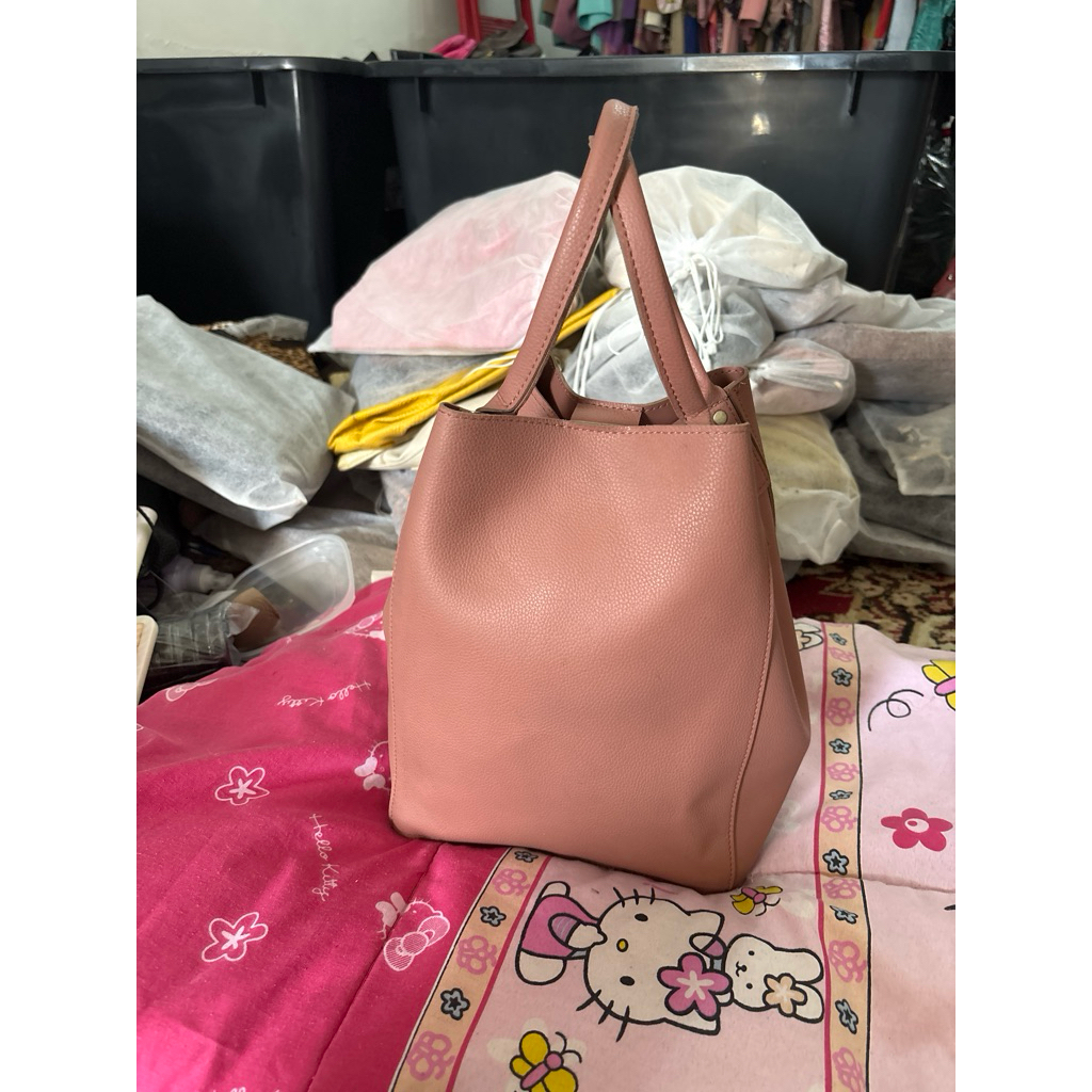 tas model bucket warna salem