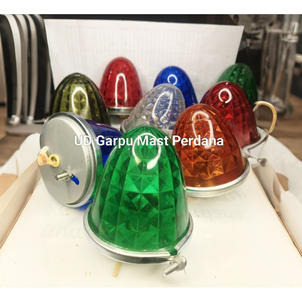Lampu accesories Truck Container dan Mobil Box 12V/24V KM-3