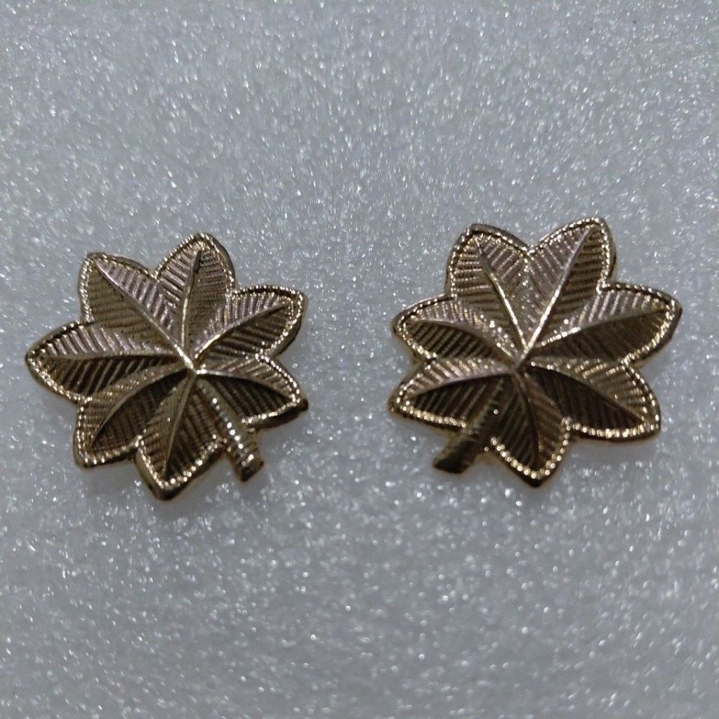 pin / badge Vintage US Army Major Gold Replica