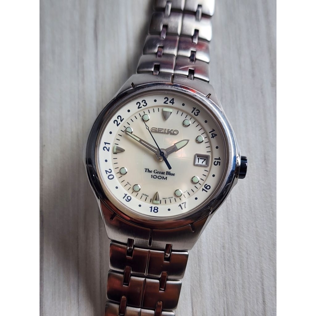 Seiko Classic The Great Blue Quartz Cal.7N42 Sapphire Crystal