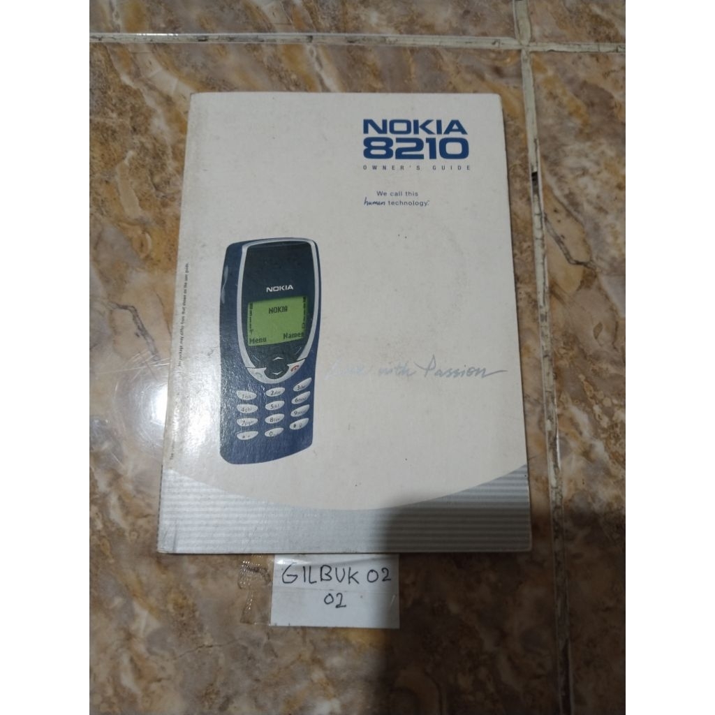 Buku Nokia 8210