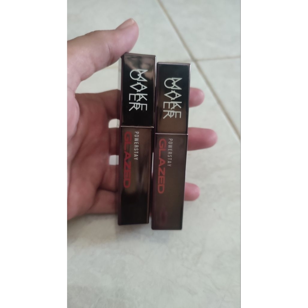 bundle: makeover lip glazed d22lowkey dan d23wyd
