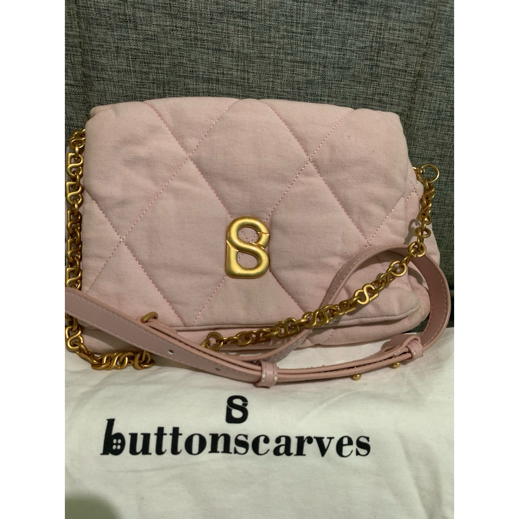 buttonscarves zoey denim bag with deffect