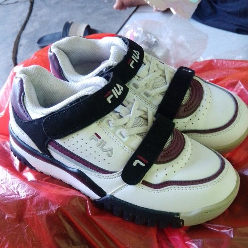 FILA SECOND like new