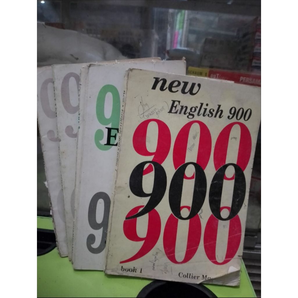 ENGLISH 900