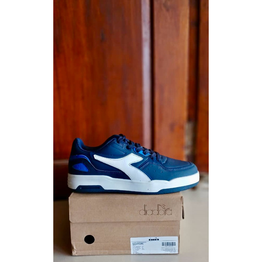 DIADORA NAOTO NAVY SIZE 39/42