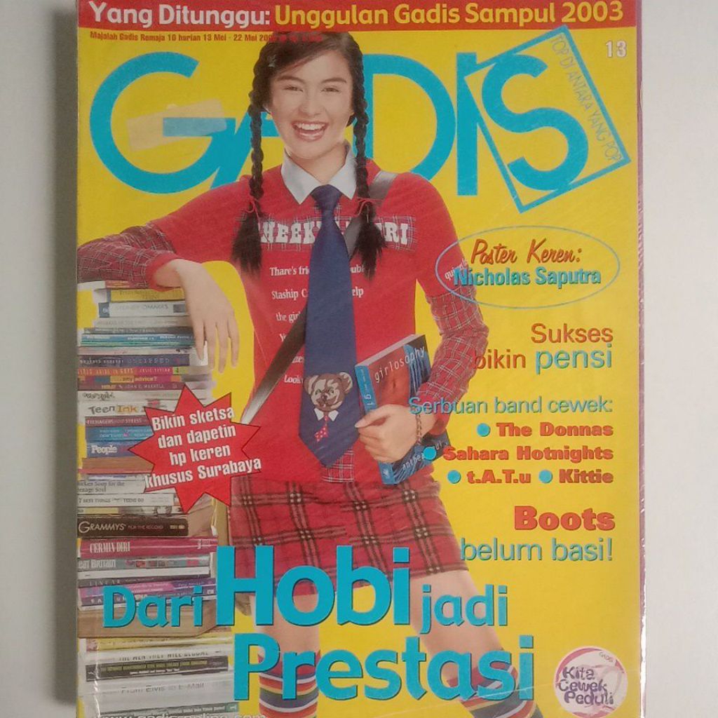 Majalah Gadis Tahun 2003 Cover Revalina Tri Novianti (Gadis Sampul Favorit'99) Plus Bonus Poster Bes
