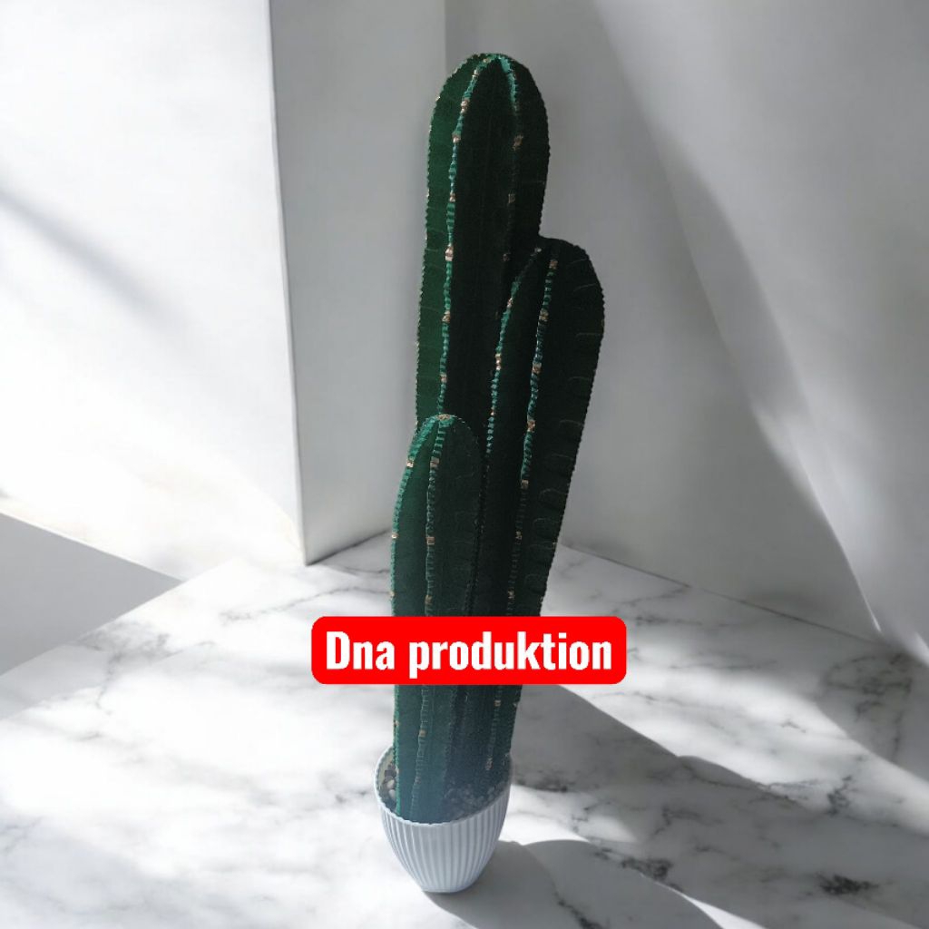 kaktus imitasi, 1 set tanaman kaktus imitasi sudah berikut pot nya