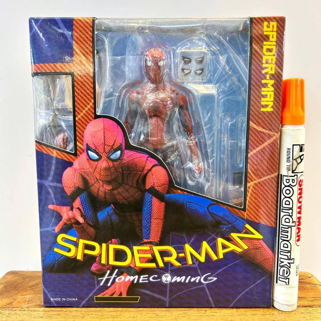 Mainan action figureShf spiderman homecomingtinggi sekitar 6 inch

Full artikulasi

Detail bagus

Ba