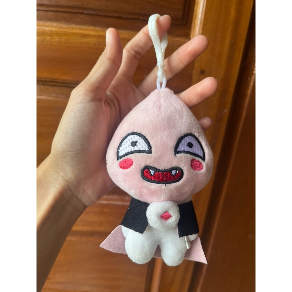 Gantungan boneka apeach drakula 13cm