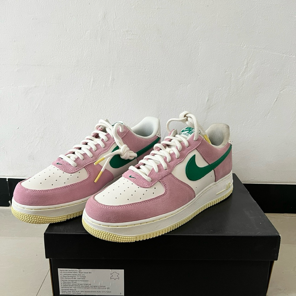 Nike Air Force One Resmi