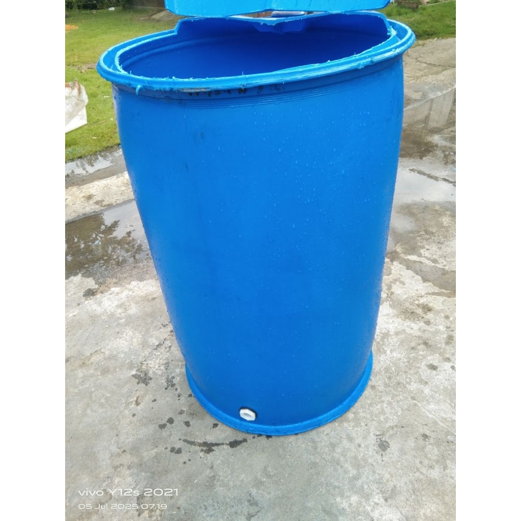 penampung air drum plastik 200L sudah lubang bawah